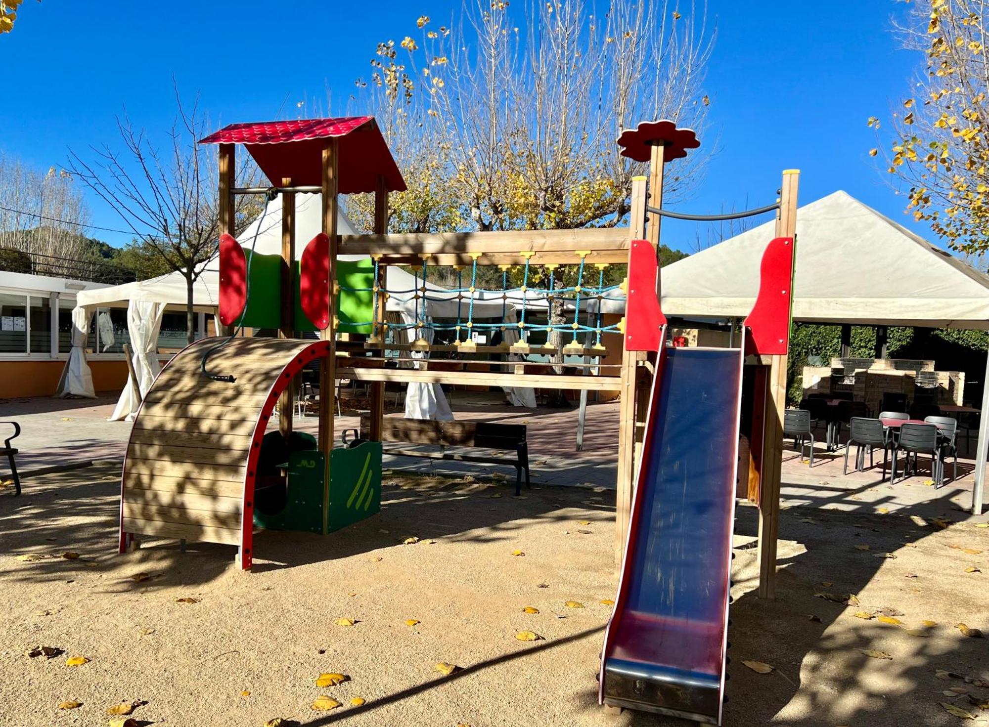 Porqueres Camping Bungalow El Llac De Banyoles מראה חיצוני תמונה