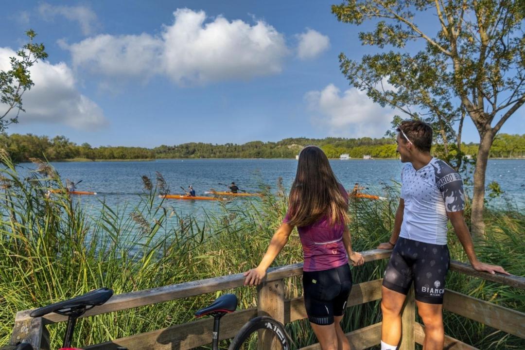 Porqueres Camping Bungalow El Llac De Banyoles מראה חיצוני תמונה