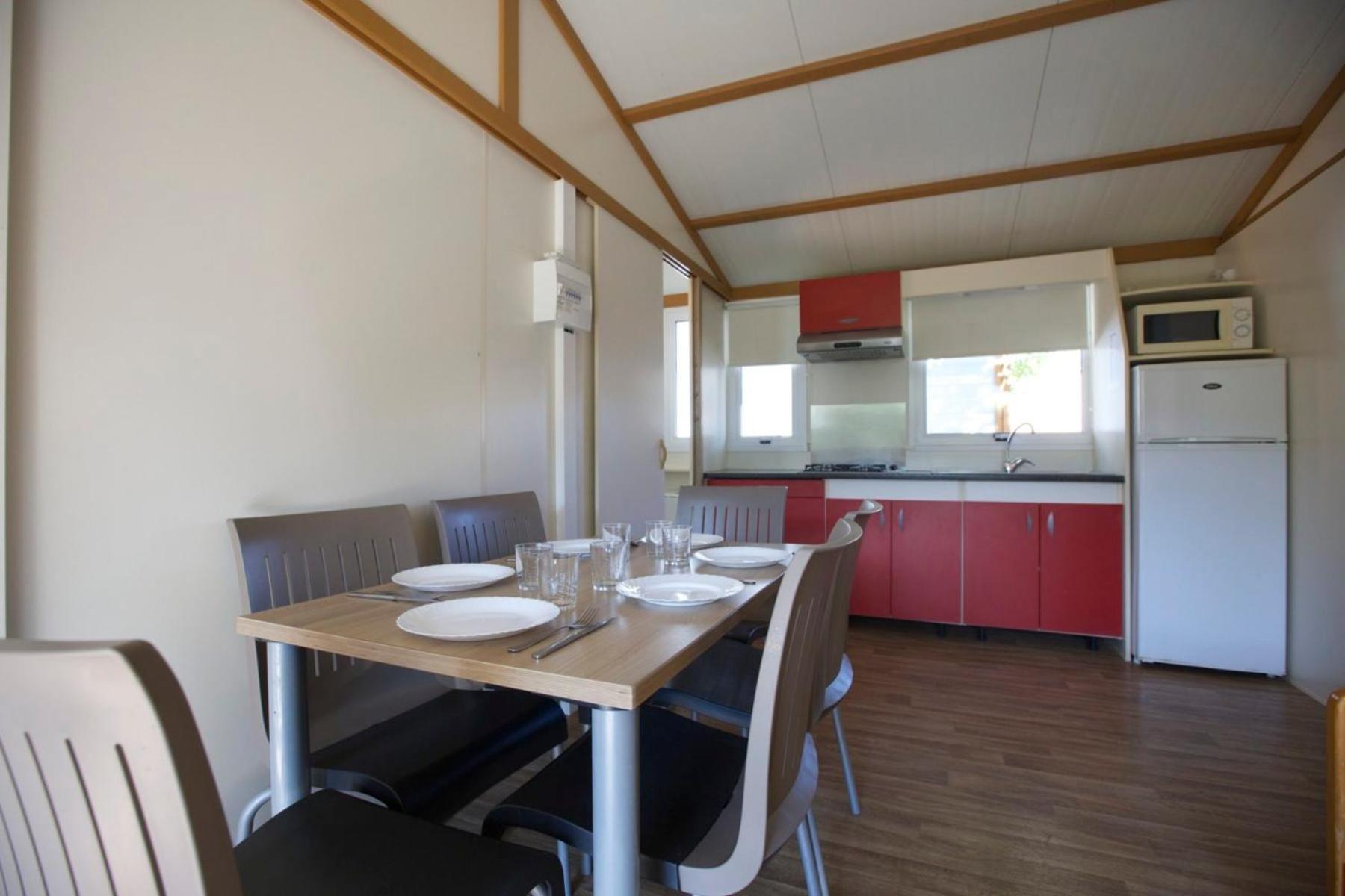 Porqueres Camping Bungalow El Llac De Banyoles חדר תמונה