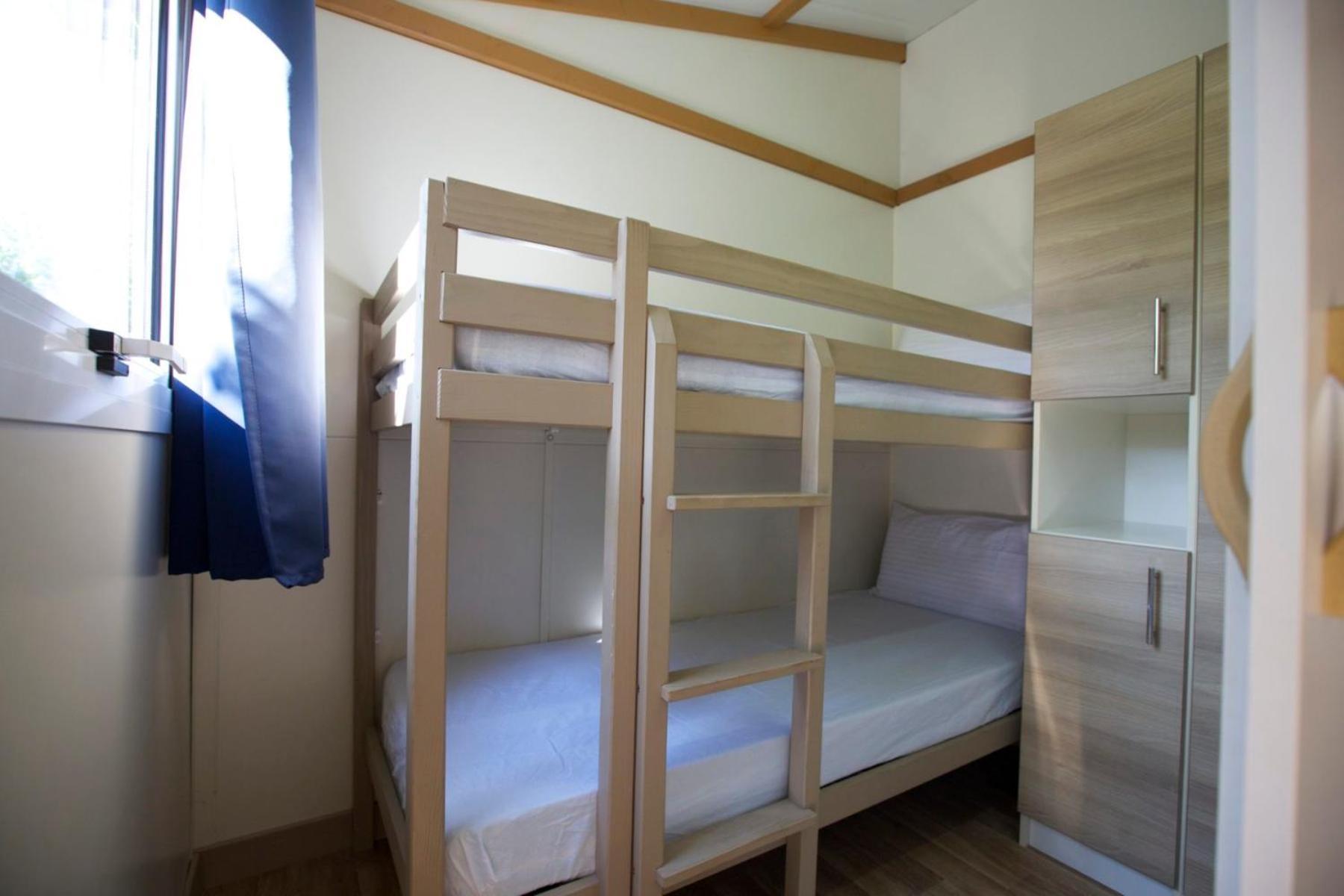 Porqueres Camping Bungalow El Llac De Banyoles חדר תמונה